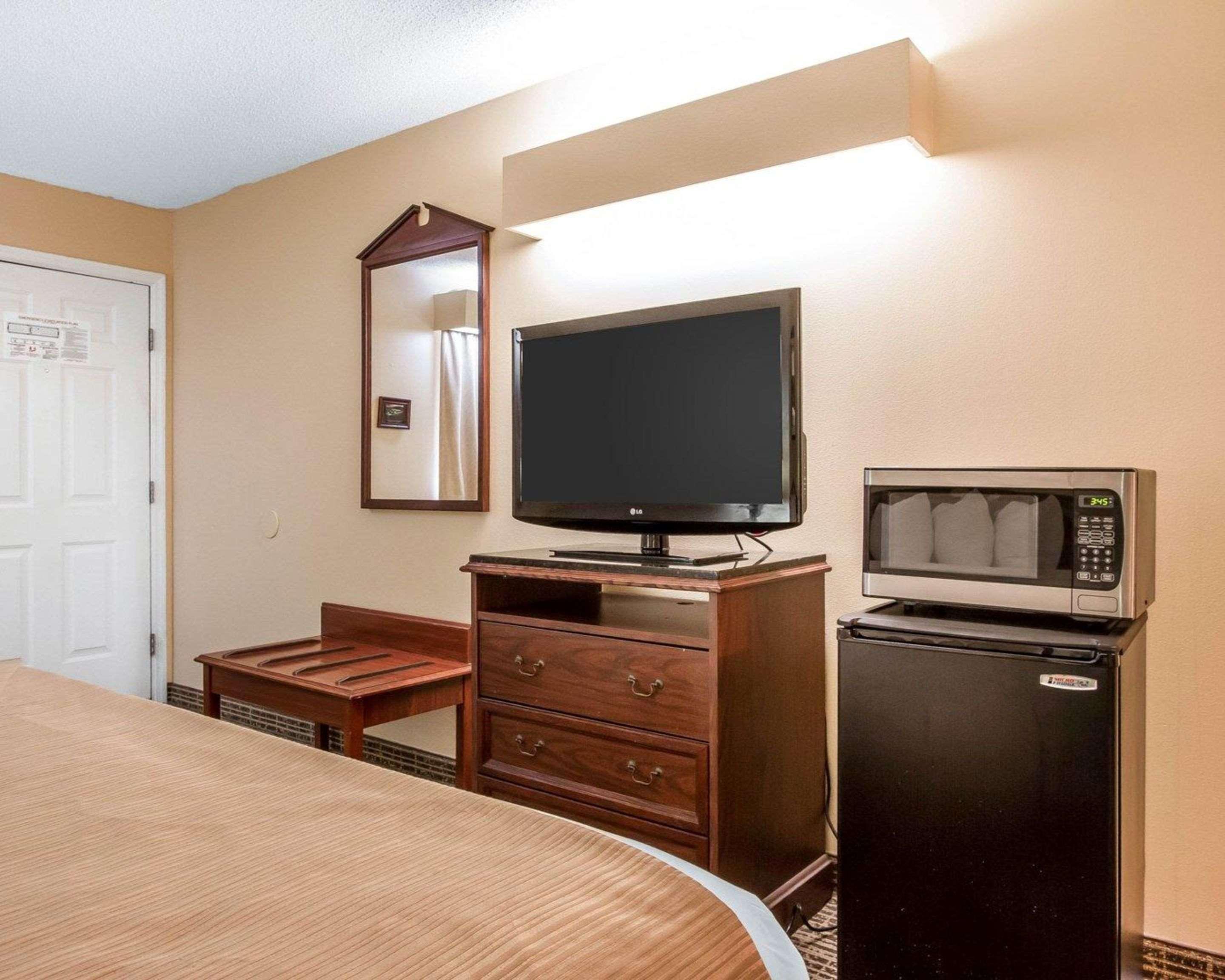 Baymont By Wyndham Selma Hotel Ngoại thất bức ảnh