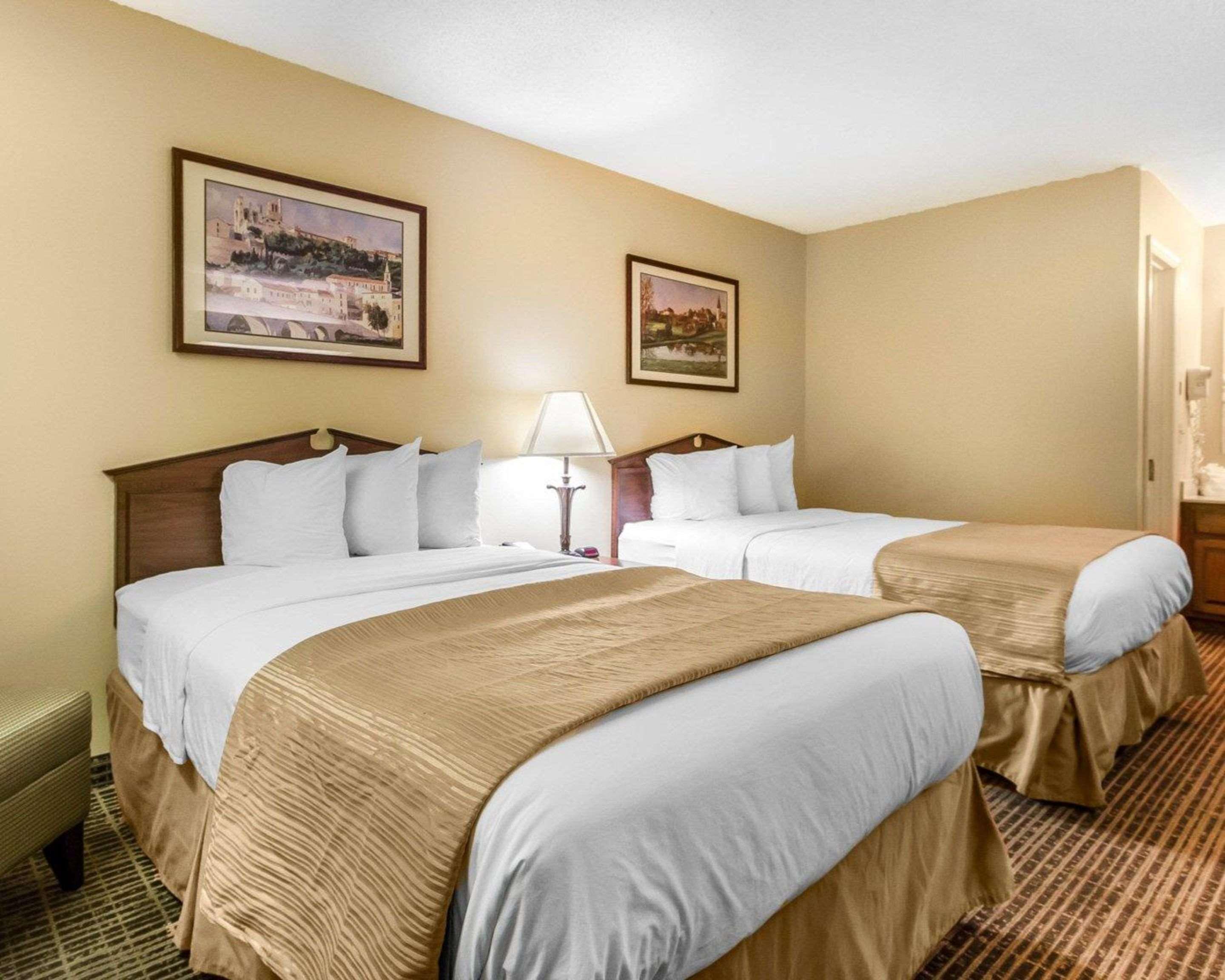 Baymont By Wyndham Selma Hotel Ngoại thất bức ảnh