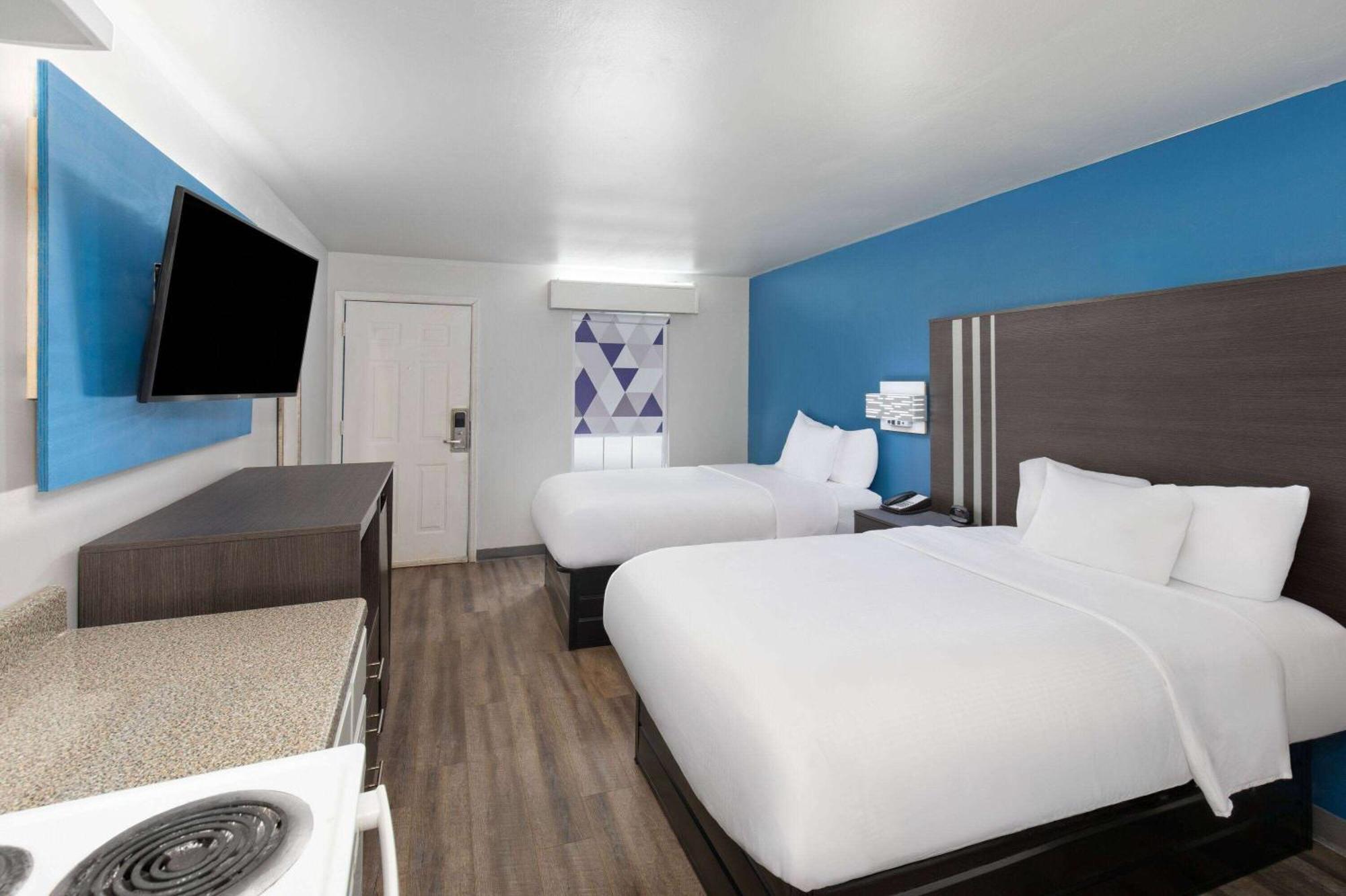 Baymont By Wyndham Selma Hotel Ngoại thất bức ảnh