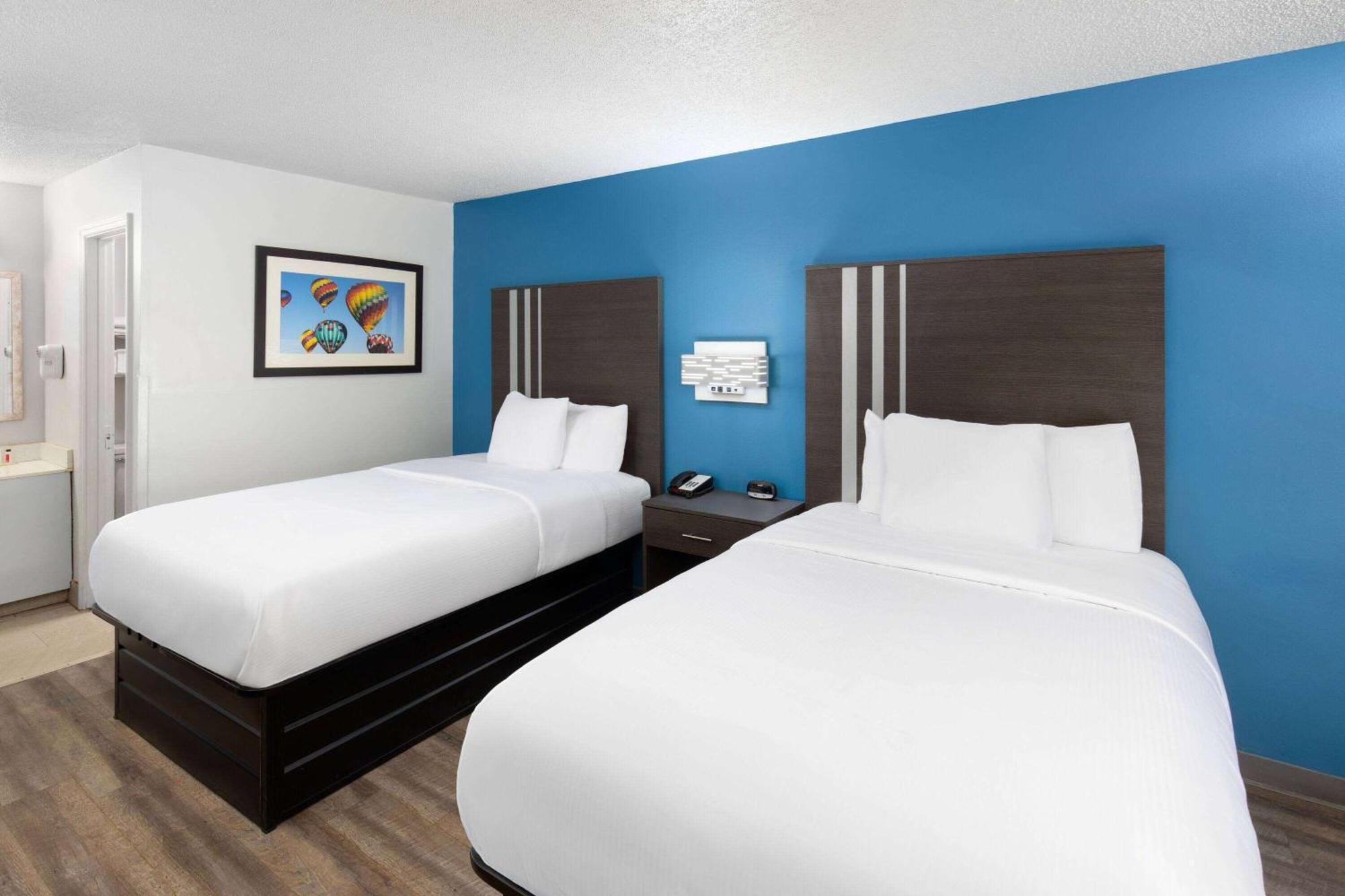 Baymont By Wyndham Selma Hotel Ngoại thất bức ảnh
